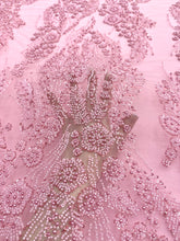 Dantela Couture Roz cu Model Floral, Perle, Margele si Paiete